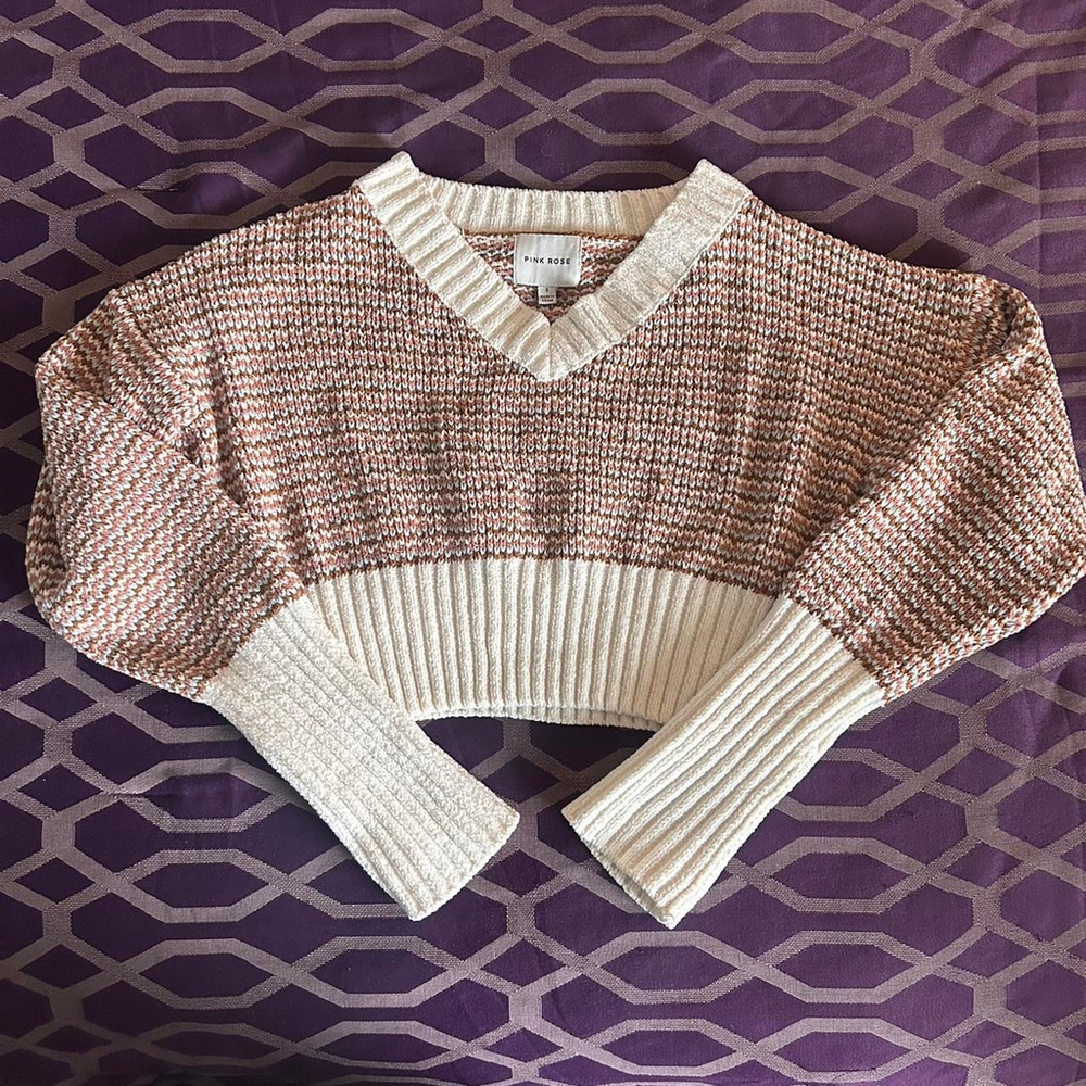 Pink Rose Cropped V-Neck Knit Sweater